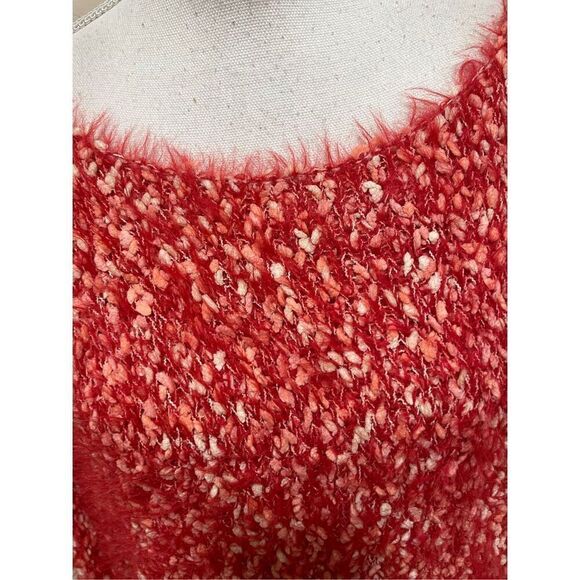 New Urban Outfitters UO Jamie Fuzzy Sweater Size XS - Picture 5 of 9